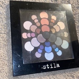 STILA EYESHADOW PALETTE